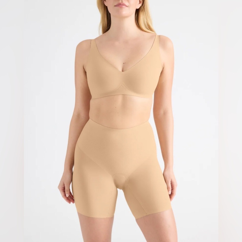 Knix Leakproof Contour Thigh Saver 6”